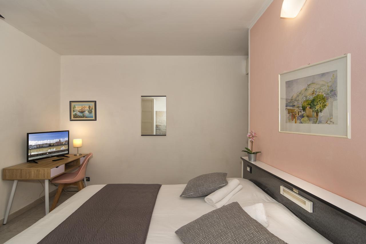 Hotel Amalfitana Пиза Екстериор снимка